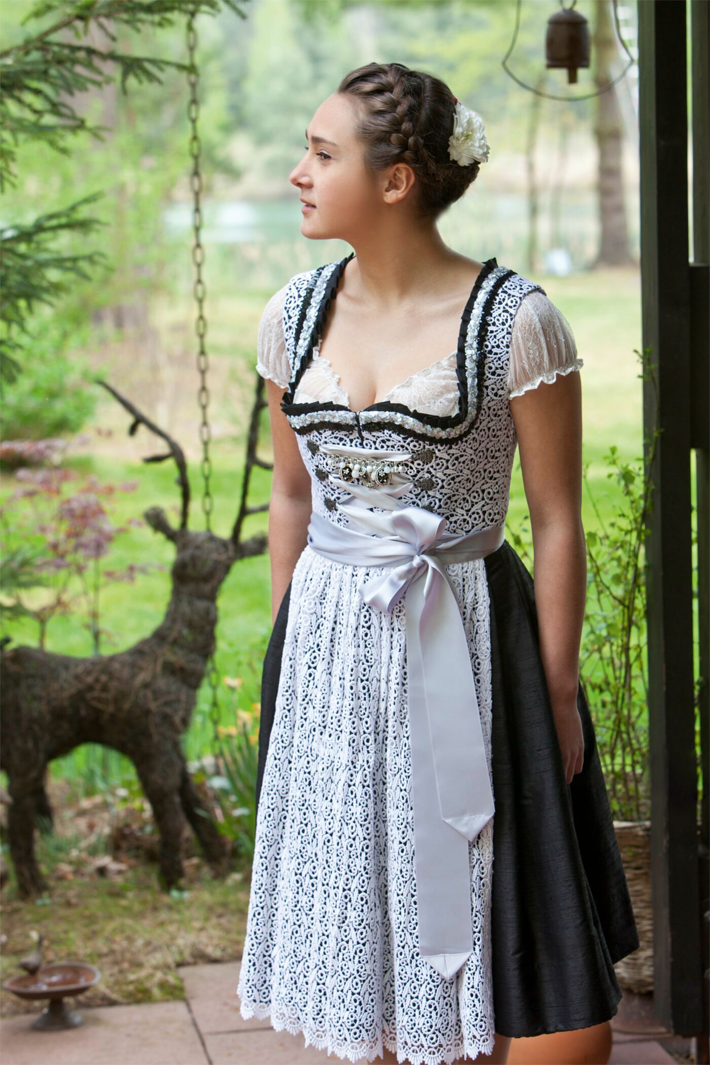 Hochzeitsdirndl lang / Brautdirndl lang / Hanau bei Frankfurt