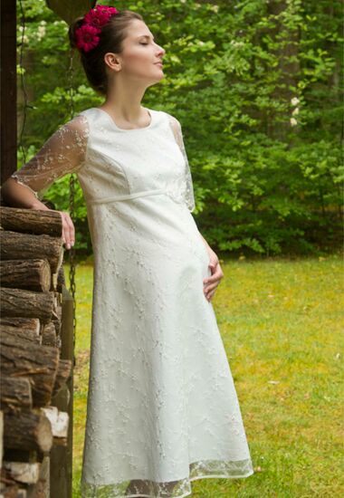Umstandsbrautkleid für Deine Hochzeit in Frankfurt. Auch oft gefunden für: Hochzeit mit Babybauch, Brautkleid für Schwangere, Standesamtmode Schwanger, Brautmode für Frankfurt.