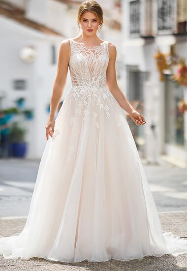 Brautkleid Prinzessin für Deine Hochzeit in Frankfurt. Auch oft gefunden für: Hochzeitskleid, Brautkleid, Standesamtmode, Brautmode für Frankfurt.