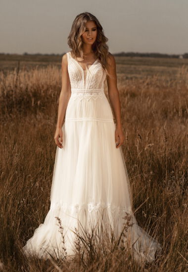 Ein wunderschönes Boho Brautkleid mit Spitze.